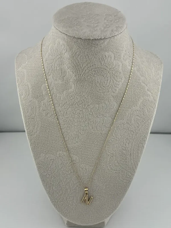 Collar con Inicial “N” en Oro Sólido de 14K – Dije Personalizado | Joyamex - Image 2