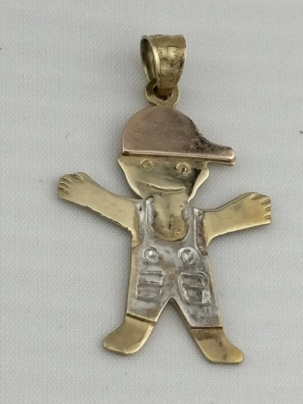 Dije  de Oro en Forma de Niño con Gorra y Overol | Joyamex - Image 2